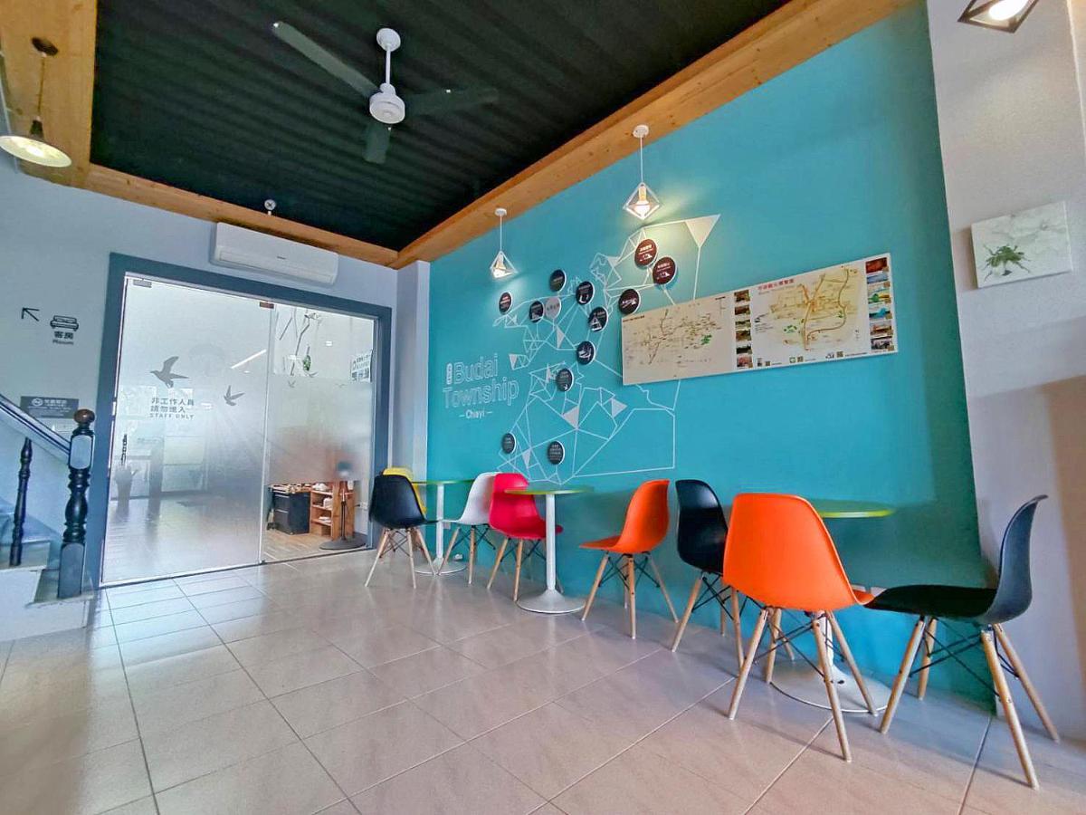 Light Shadow Apartment Budai Екстериор снимка