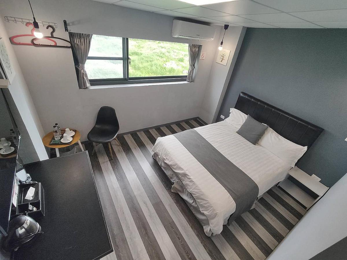 Light Shadow Apartment Budai Екстериор снимка