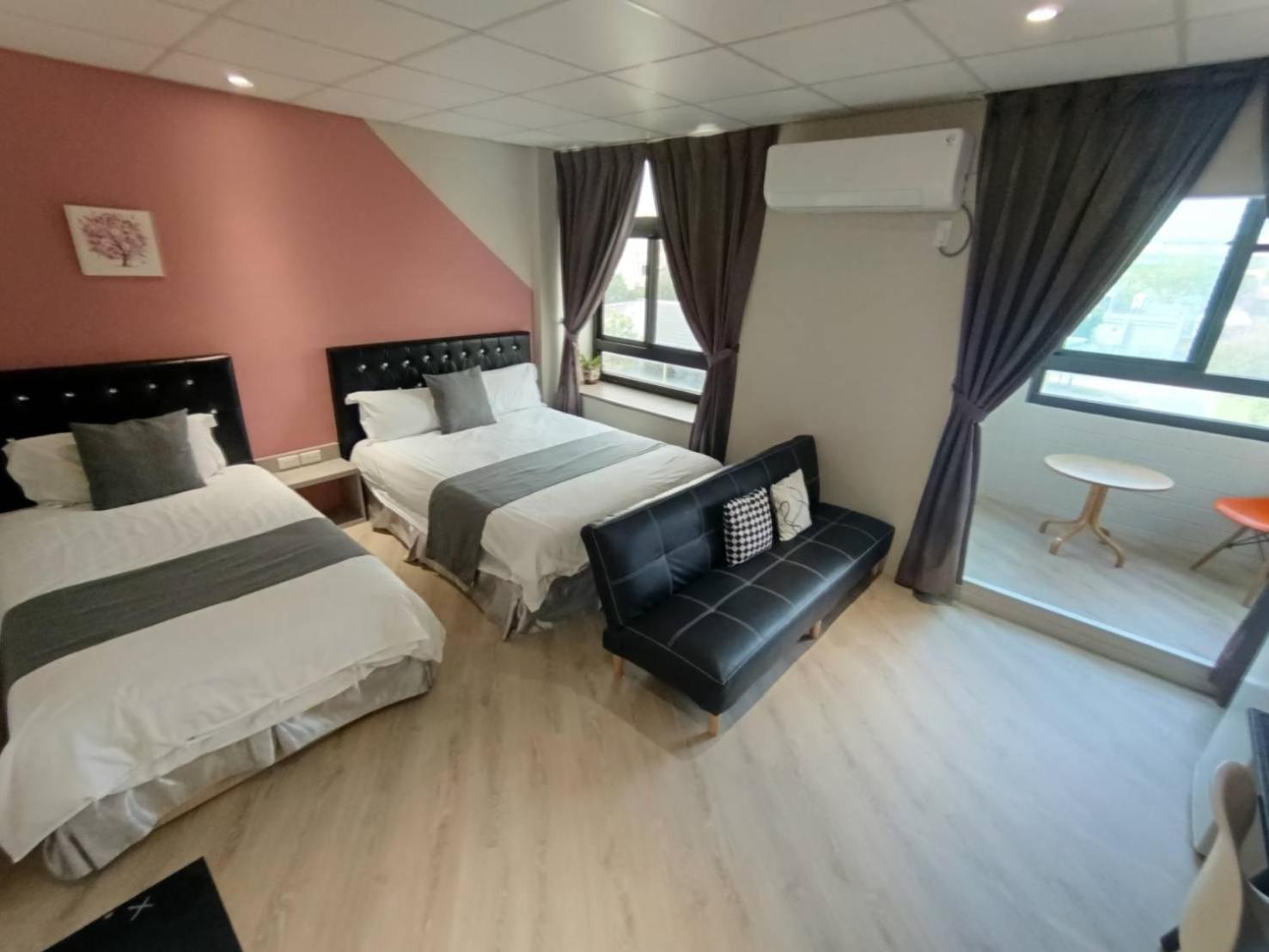 Light Shadow Apartment Budai Екстериор снимка