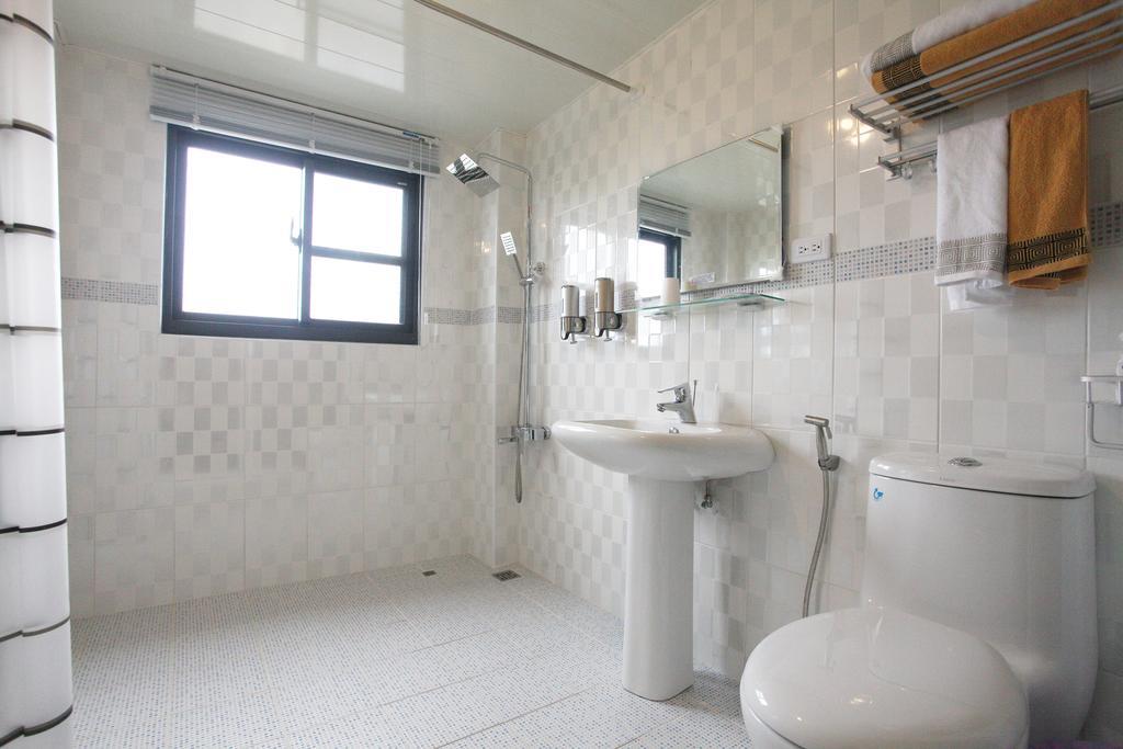 Light Shadow Apartment Budai Екстериор снимка